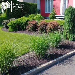 Nettoyage, entretien de terrain pour la saison estival Shawinigan