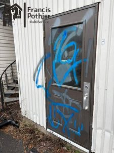 Retrait de graffiti à Shawinigan Avant